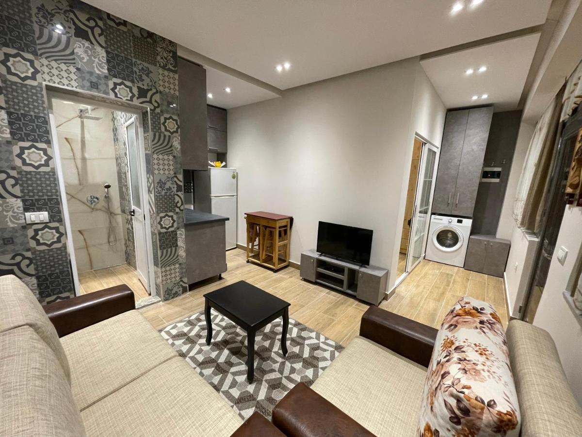 Modern 1 Bedroom City Apartment ティラナ エクステリア 写真